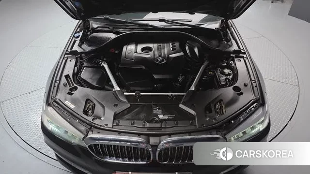 BMW 5 Series (G30) id 3703636 из Кореи 16