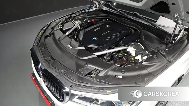 BMW 7 Series (G11) id 3789839 из Кореи 16