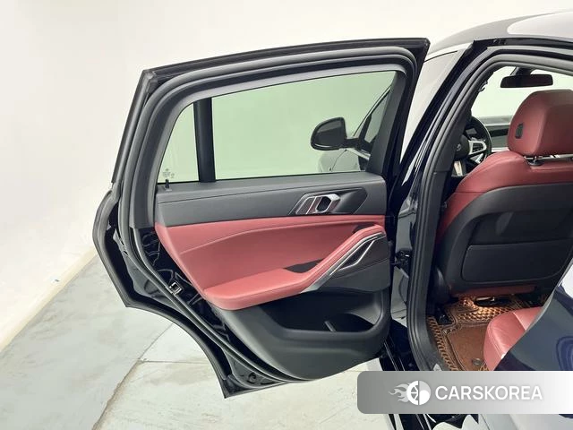BMW X6 id 4259564 из Китая 24