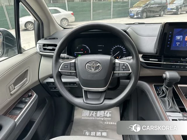 Toyota Saina id 4273624 из Китая 21