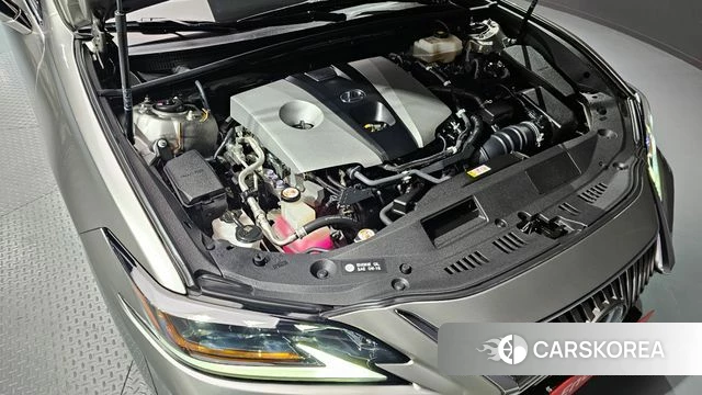 Lexus ES300h 7th generation id 3955546 из Кореи 16