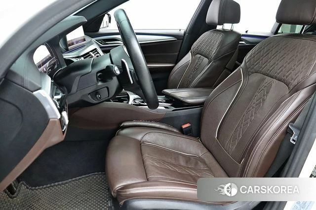 BMW 5 Series (G30) id 4356614 из Кореи 16
