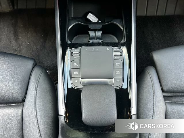 Mercedes-Benz GLB id 4334960 из Китая 13