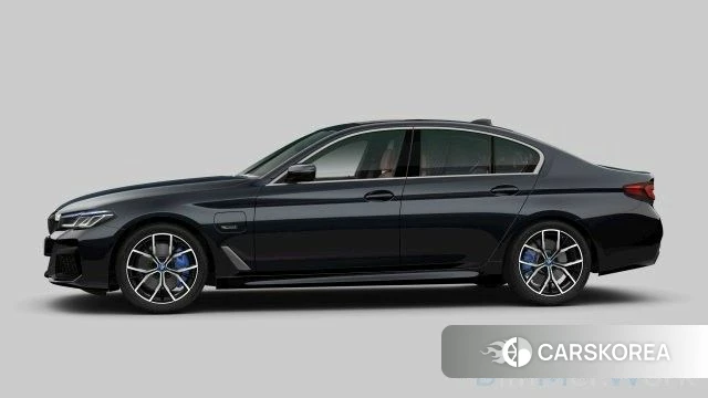 BMW 5 Series (G30) 2022 Черный из Кореи, фото 6