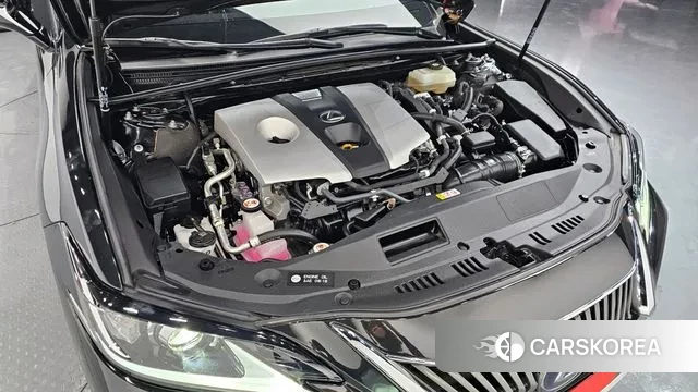 Lexus ES300h 7th generation id 3640277 из Кореи 16