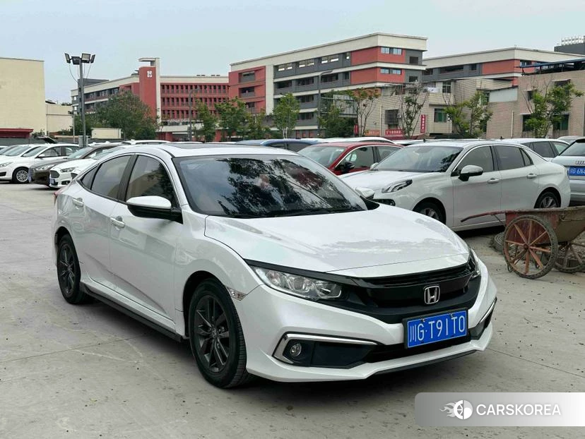 Honda Civic 2019 Белый из Китая, фото 6