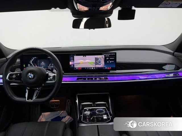 BMW 7 Series (G70) id 3921733 из Кореи 16