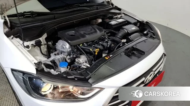 Hyundai Avante AD id 2977302 из Кореи 16