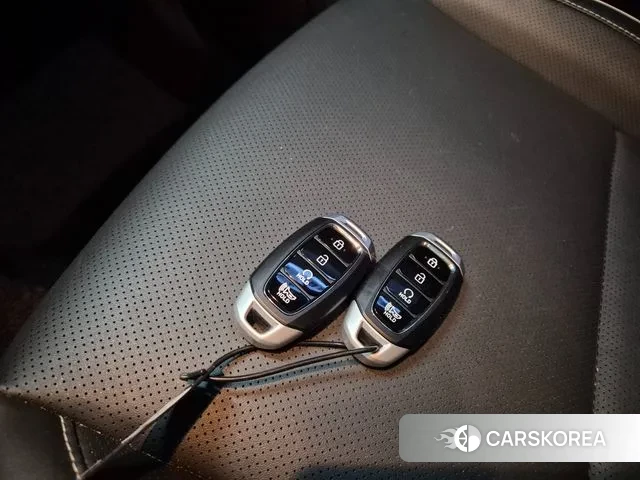 Hyundai Venue id 3590954 из Кореи 12