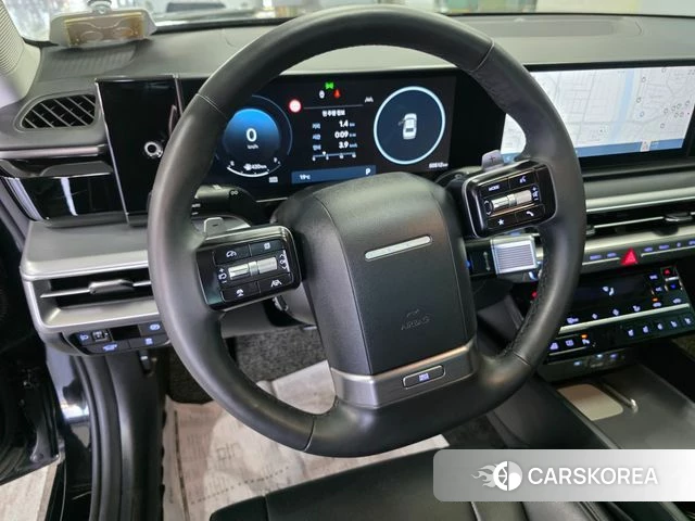 Hyundai Grandeur (GN7) id 3909616 из Кореи 16