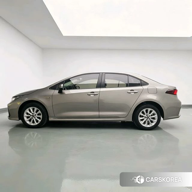 Toyota Corolla id 4235901 из Китая 16