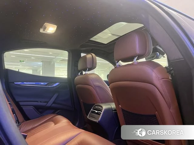 Maserati Ghibli id 4241223 из Китая 11