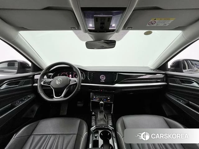 Volkswagen Passat id 4259495 из Китая 24