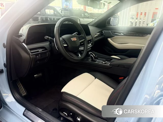 Cadillac CT5 id 3927134 из Китая 21