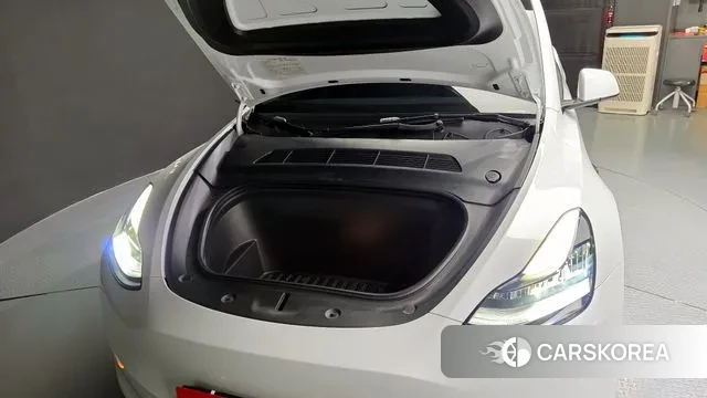 Tesla Model Y id 3180736 из Кореи 16