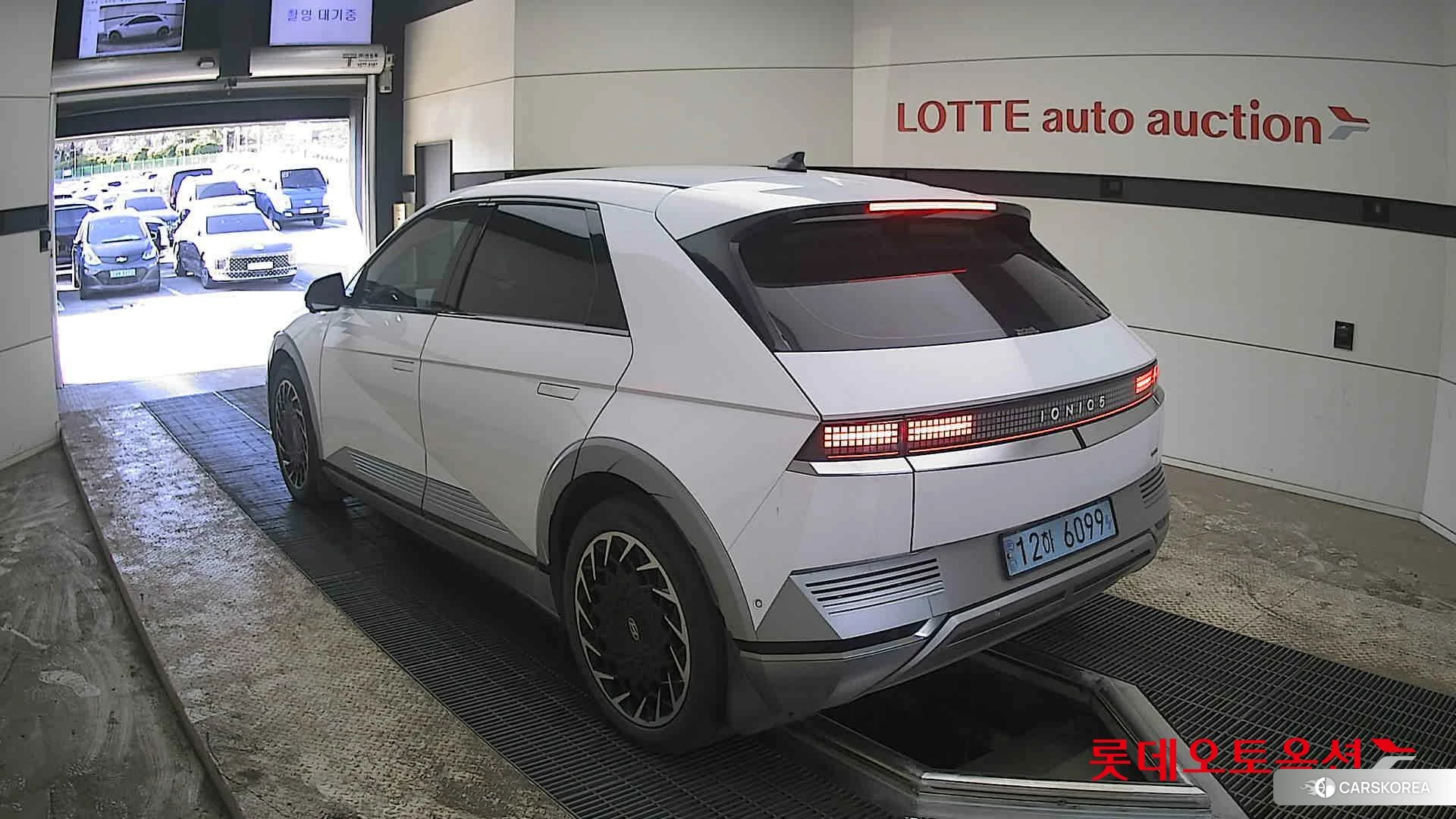 Hyundai IONIQ 5 id 3882057 из Кореи 33