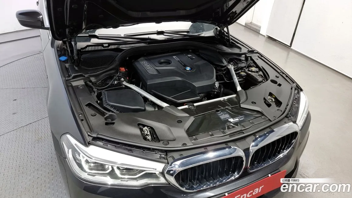 BMW 5 Series (G30) id 1687041 из Кореи 16