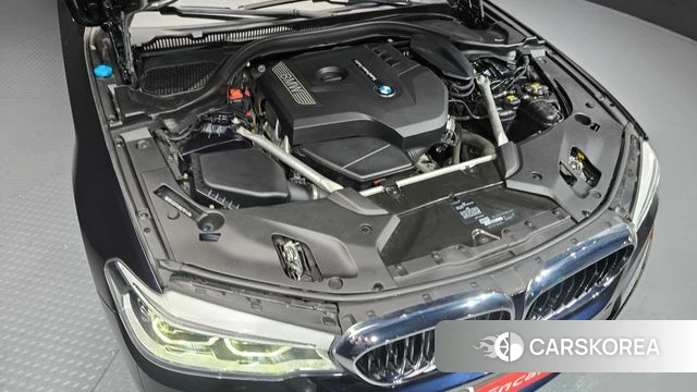 BMW 5 Series (G30) id 4620197 из Кореи 31