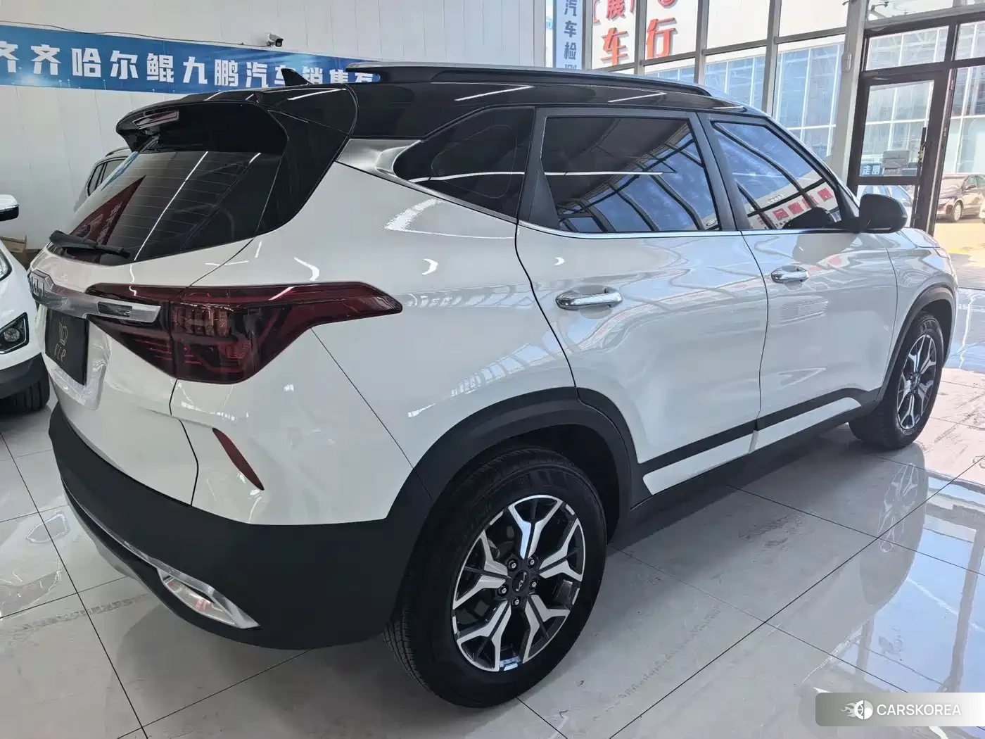 Kia KX3 id 4606838 из Китая 13