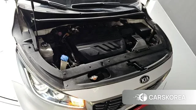 Kia The New Carnival id 2976945 из Кореи 16