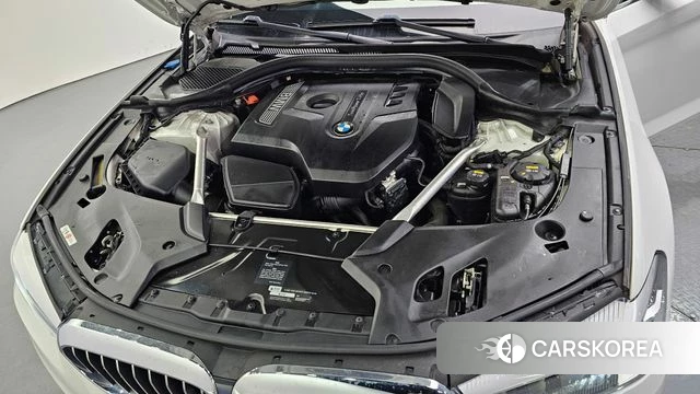 BMW 5 Series (G30) id 3924869 из Кореи 16