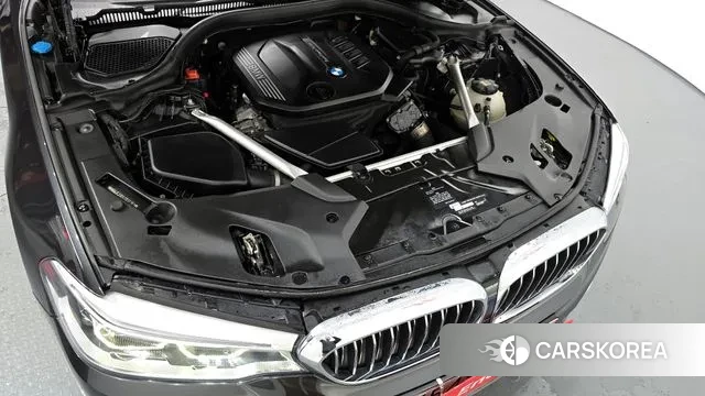 BMW 5 Series (G30) id 3407681 из Кореи 16