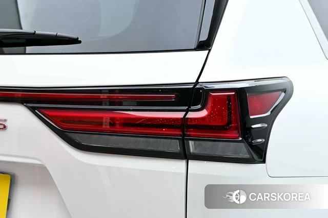 Lexus LX id 4276738 из Китая 16