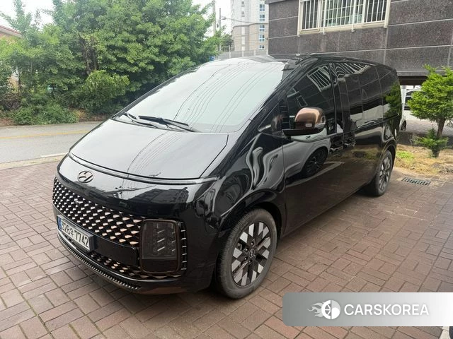 Hyundai Staria 2023 Черный из Кореи, фото 6