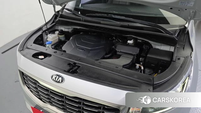 Kia The New Carnival id 3801709 из Кореи 16