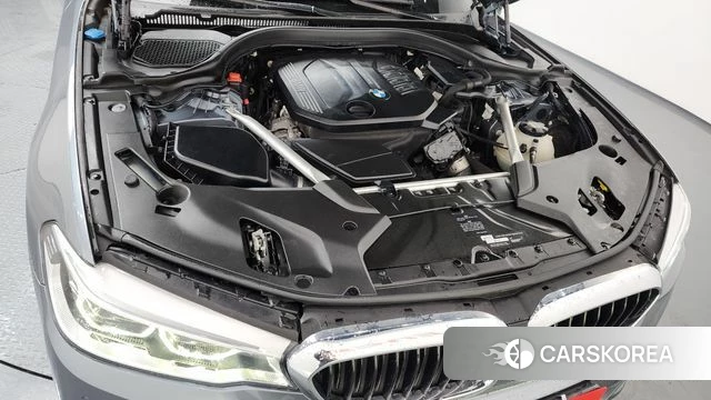 BMW 5 Series (G30) id 3807775 из Кореи 16