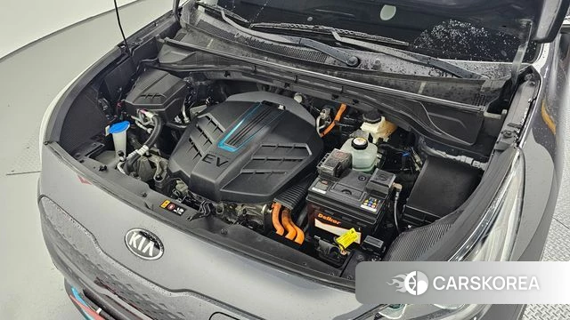 Kia Niro EV id 3893798 из Кореи 16