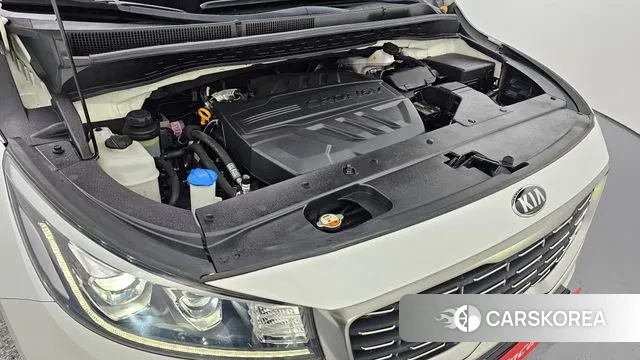 Kia The New Carnival id 3429150 из Кореи 16