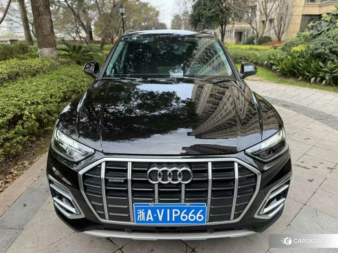 Audi Q5L id 4455122 из Китая 14