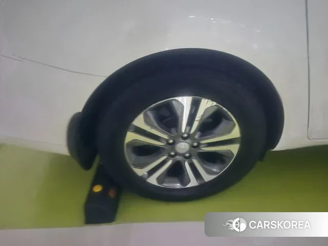 Kia The New Carnival id 3677203 из Кореи 7