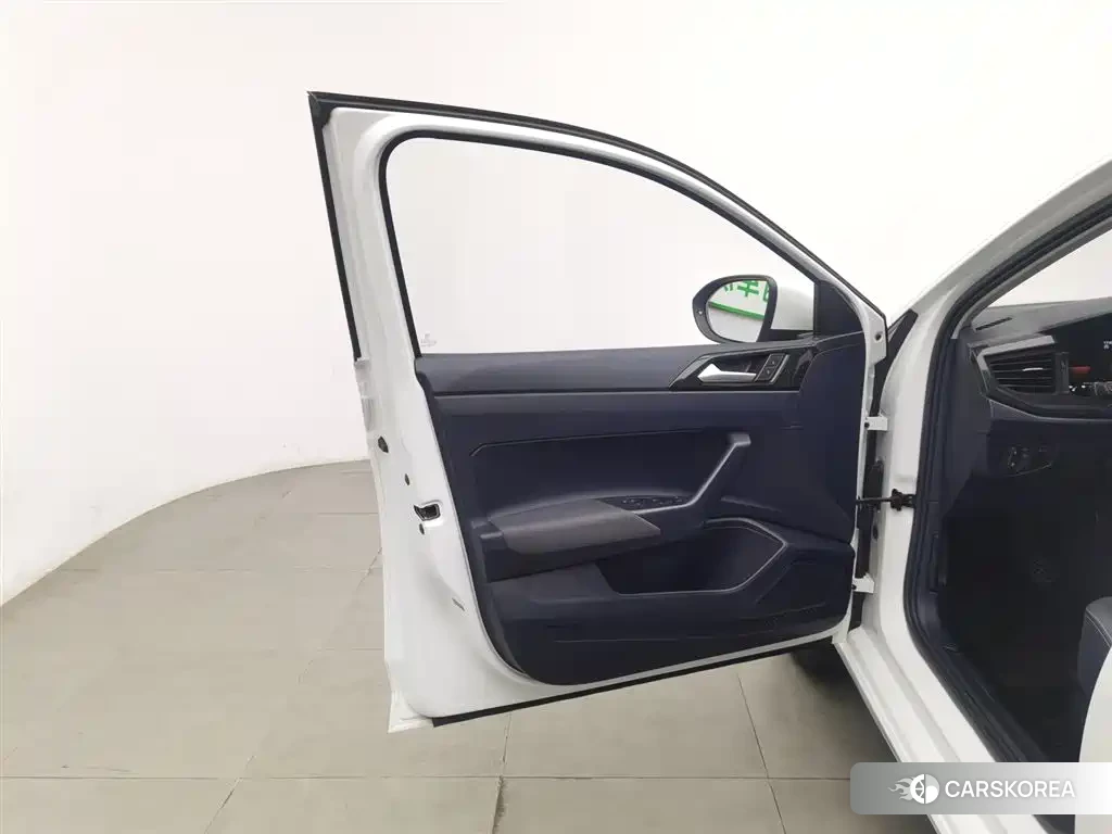 Volkswagen Lavida id 4629037 из Китая 20