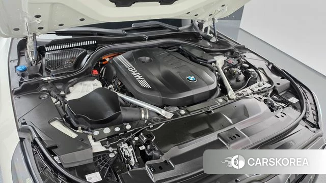 BMW 5 Series (G60) id 4691226 из Кореи 30