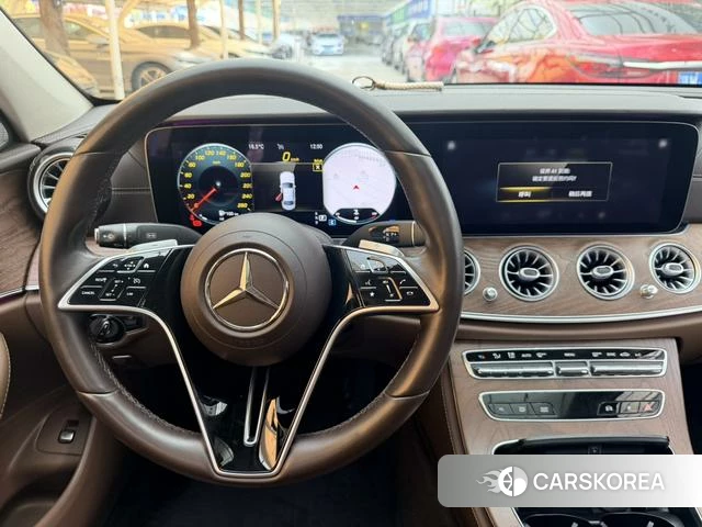 Mercedes-Benz E-class id 4265309 из Китая 15