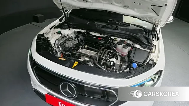 Mercedes-Benz EQA H243 id 2998619 из Кореи 16