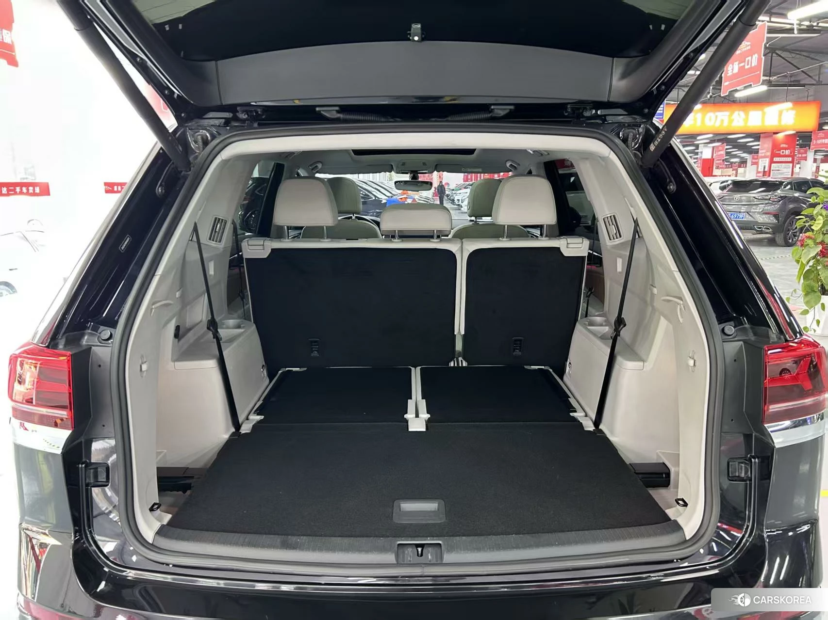 Volkswagen Tourang id 4452317 из Китая 25