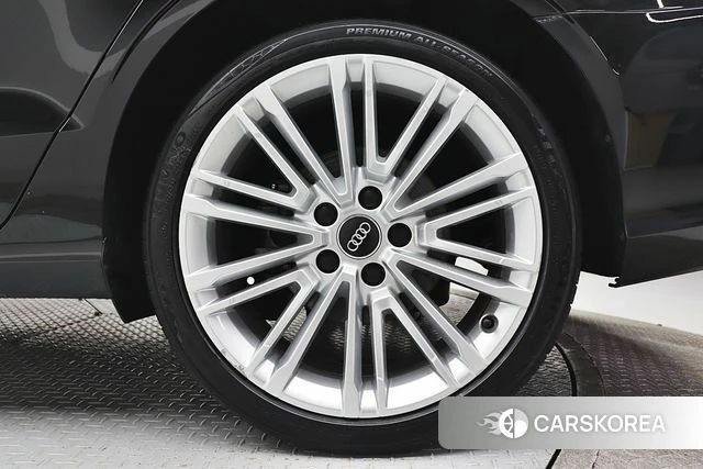 Audi New A3 id 3917315 из Кореи 16