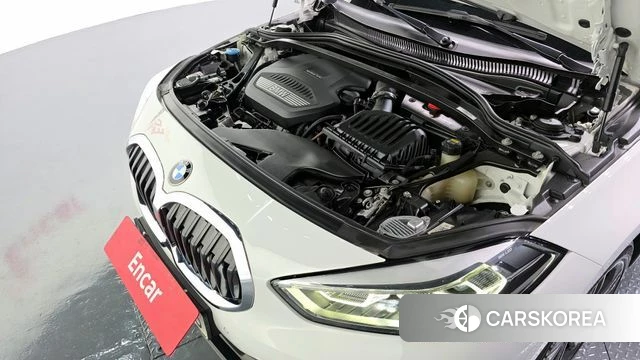 BMW 1 Series (F40) id 4383679 из Кореи 28