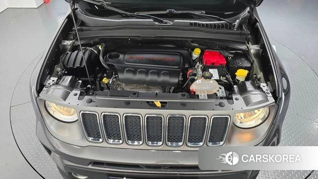 Jeep Renegade id 4389177 из Кореи 16