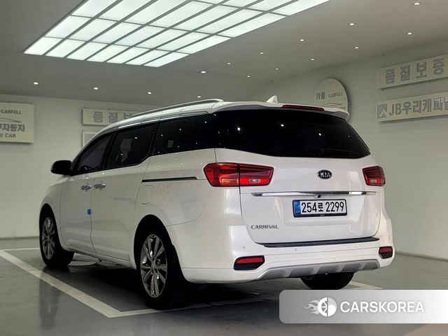 Kia The New Carnival id 4742247 из Кореи 16