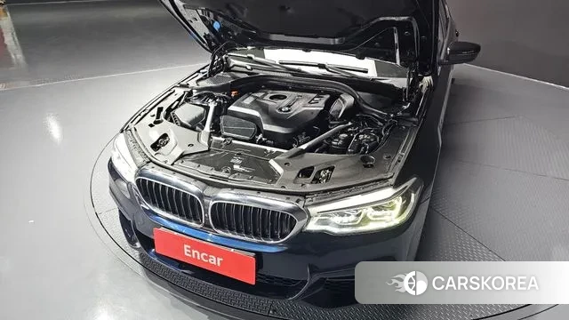 BMW 5 Series (G30) id 3407954 из Кореи 16