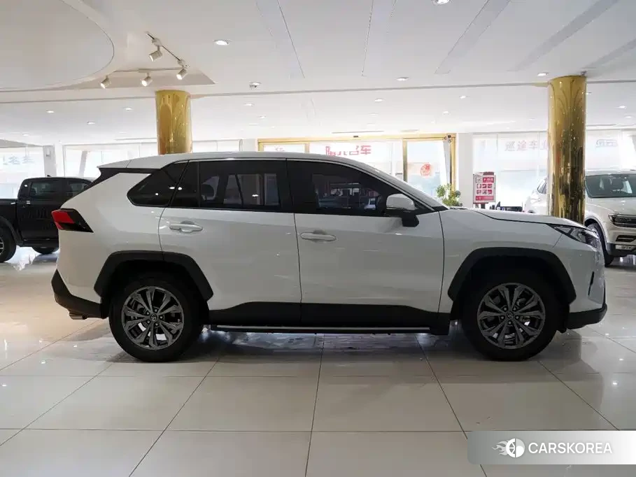 Toyota RAV4 id 4654447 из Китая 14
