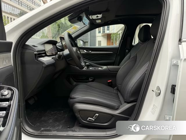 Geely Automobile Xingrui 2026 Белый из Китая, фото 6
