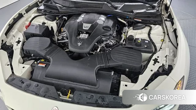 Maserati Ghibli id 3772032 из Кореи 16