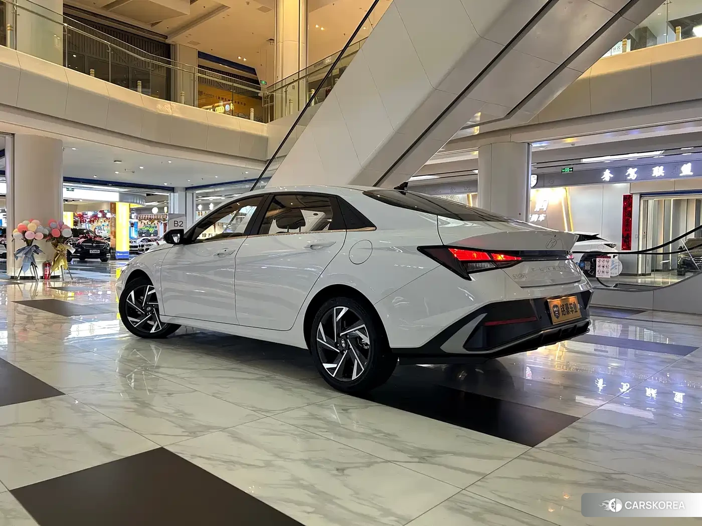Hyundai Elantra id 4512978 из Китая 13