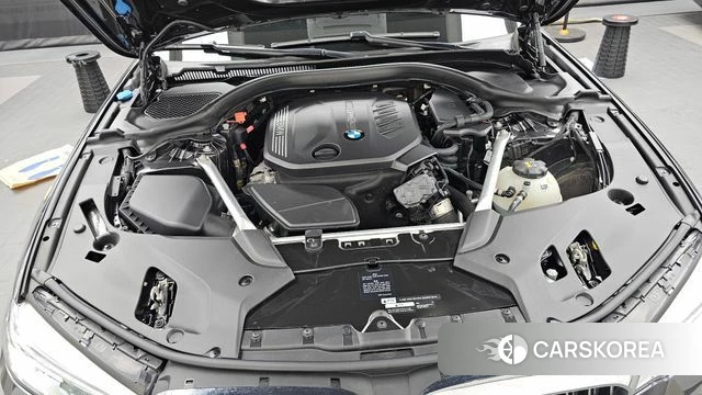 BMW 5 Series (G30) id 4586559 из Кореи 32