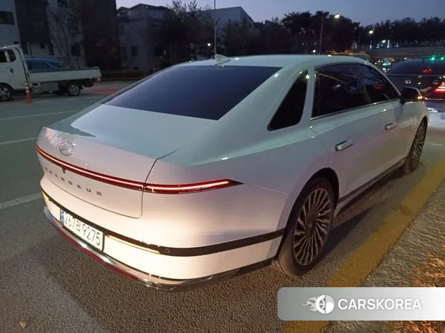 Hyundai Grandeur (GN7) id 3394210 из Кореи 16